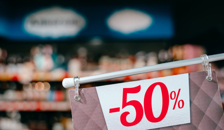 dTest: Konec matoucímu uvádění slev? 