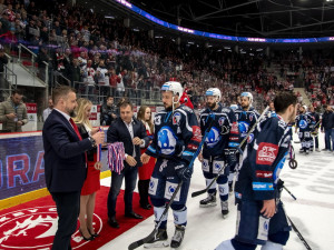 Hokejovou reprezentaci doplní plzeňští útočníci Gulaš a Kovář