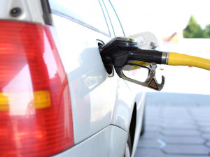 Průměrná cena benzinu stoupla za poslední týden o 31 haléřů