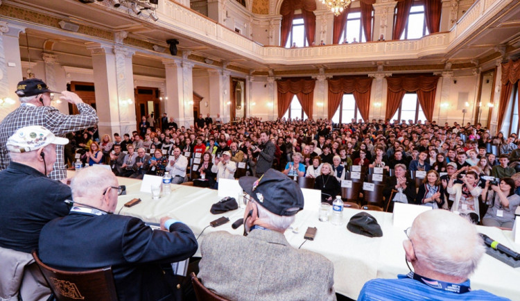 V Plzni začaly Slavnosti svobody, přijelo deset veteránů.