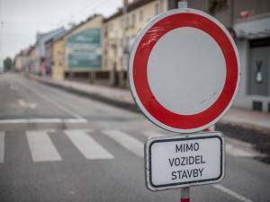 Plzeňský kraj očekává výrazně méně peněz od SFDI na opravy silnic