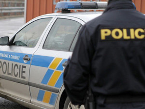Policie u Kařezu dopadla řidiče, který ujel německé policii