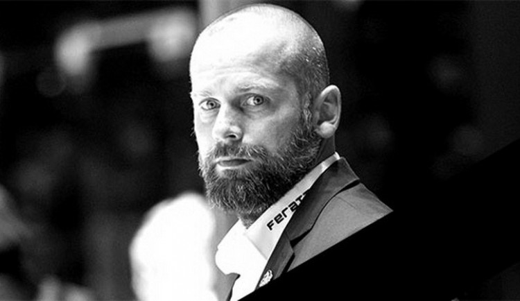 Hokejový svět zasáhla smutná zpráva! Hokejový brankář a brněnský rodák Adam Svoboda je po smrti