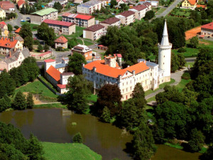 Bor u Tachova pokračuje s opravou zámku