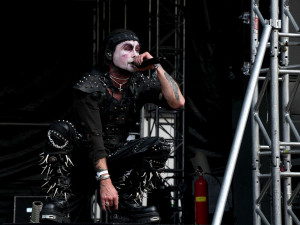 FOTO: Cradle Of Filth na Metalfestu pomrkávali spíše po skalních fanoušcích. Byli ve skvělé formě