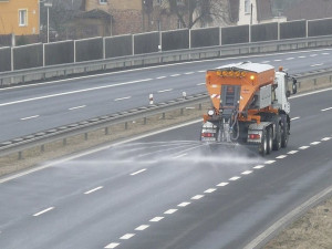 V Plzni bude v srpnu krajská soutěž zručnosti silničářů se sypači