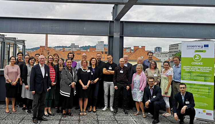 Západočeská univerzita chce podpořit tvůrce porcelánu a keramiky