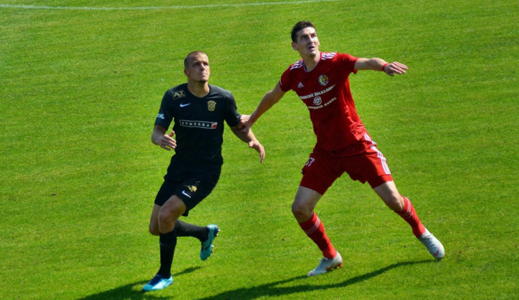 Zbrojováci Třinec nevyloupili. Ze Slezska si odváží bod za remízu 1:1