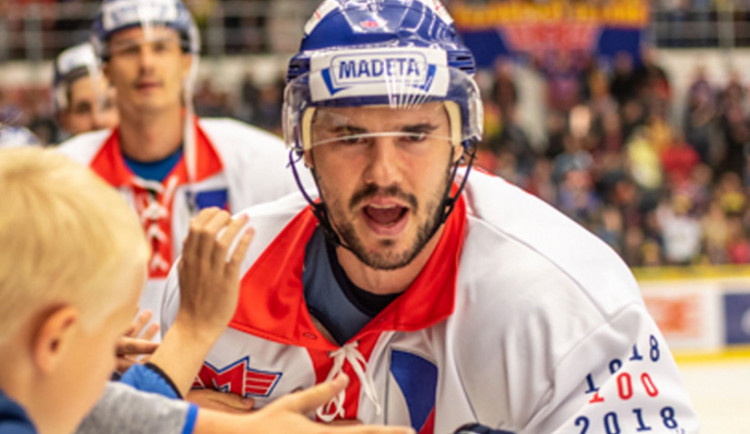 Hokejový útočník Heřman se vrátil do extraligové Plzně.