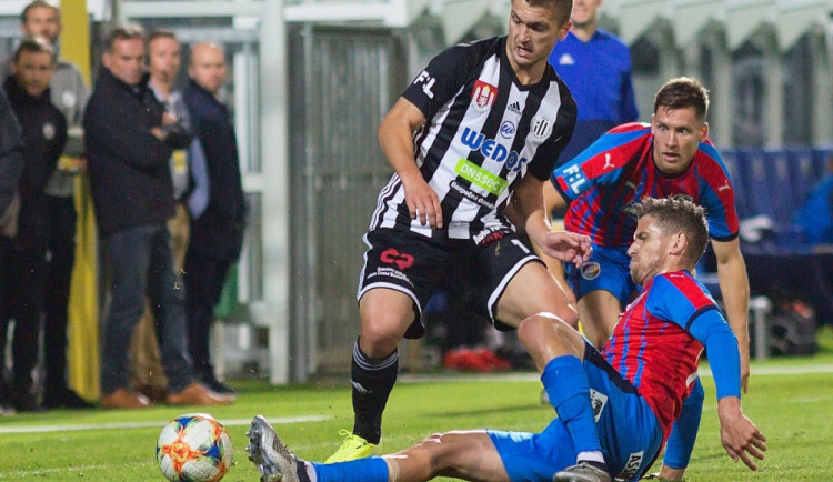 Dynamo nestačilo na Viktorii Plzeň.