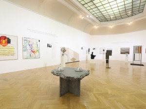 Nezlomní. Obecní dům v Praze zahájil jedinečnou výstavu, která představuje možný průřez českým uměním minulého století.