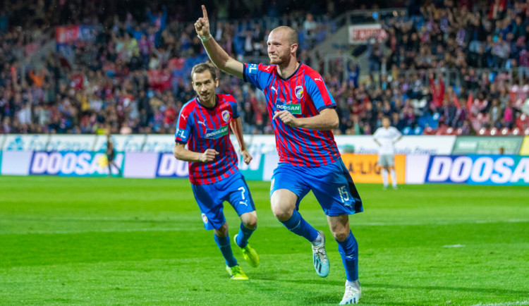 Plzeň zdolala Spartu 1:0 a na vedoucí Slavii dál ztrácí tři body.