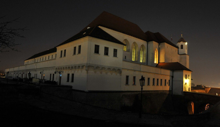 Pod Špilberkem řádil mladý muž s nožem. Kvůli penězům přepadával hlavně ženy a děti