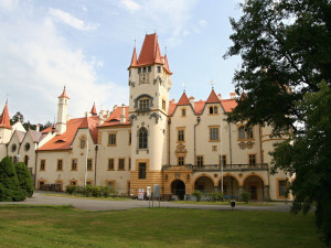 Realitní kancelář prodává romantický zámek Žinkovy na Plzeňsku