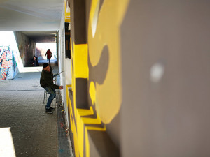 V centru Plzně mají "zeď míru" od německého výtvarníka a studentů