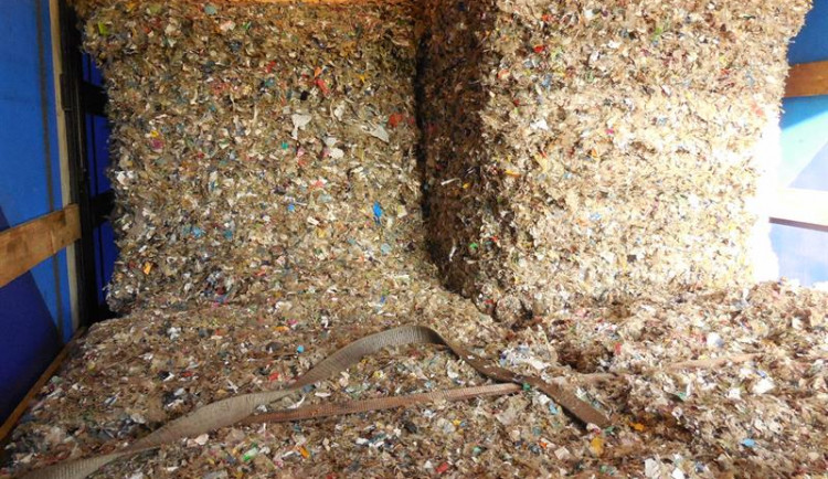 Nelegální odpad zadržený v Plzeňském kraji, putoval do Německa.