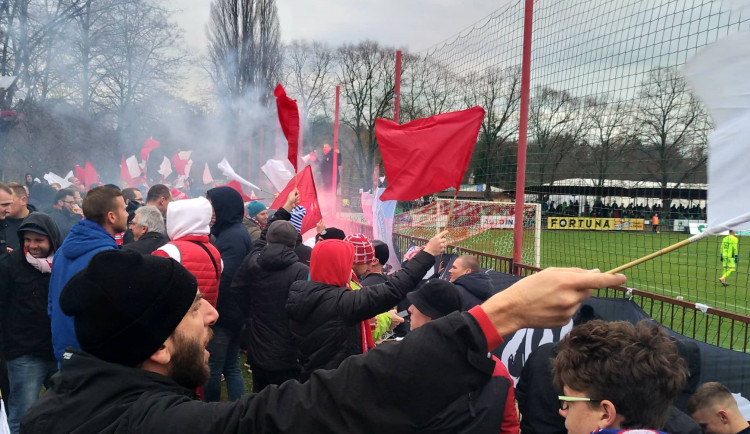 Zbrojovka v předehrávce jara vyloupila lídra tabulky a přezimuje na barážové pozici
