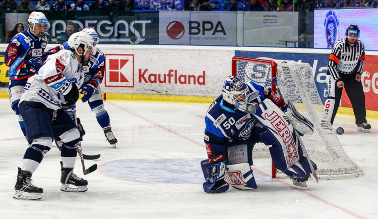 Hokejisté Komety venku opět prohráli, v Plzni padli 2:4