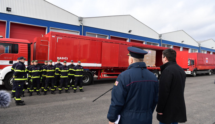 Ze Zbirohu vyjel do Sarajeva konvoj humanitární pomoci s migrací.