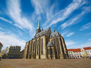 V Plzni pokračují opravy katedrály, první velké po 100 letech