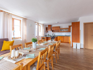 Chcete si odpočinout uprostřed nádherné jihočeské přírody? Chalupa Těšínov je správná volba.