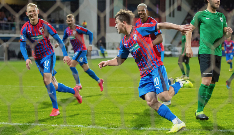 Plzeň doma deklasovala Příbram 4:0, Bucha nastřílel hattrick