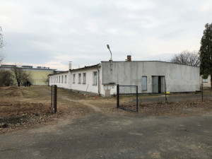 V areálu tohoto objektu na Borských polích vzniká centrum pro bezdomovce