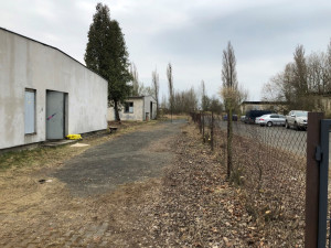 V areálu tohoto objektu na Borských polích vzniká centrum pro bezdomovce