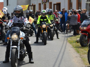 Do loňského ročníku protestu se v Plzeňském kraji zapojily stovky lidí z obcí na Horažďovicku