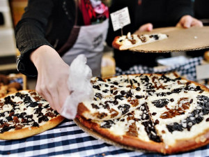 Farmářské trhy se vrací na náměstí Republiky