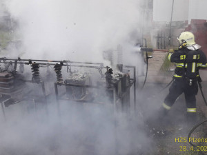 V objektu Železáren Hrádek hořela ráno trafostanice, škoda za 1,5 milionu korun