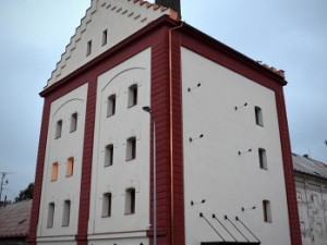 Na dokončení Kulturního centra Pivovar si město Domažlice vzalo úvěr na 15 milionů