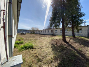 Areál stanového centra pro bezdomovce je na prodej, město chce získat 100 milionů