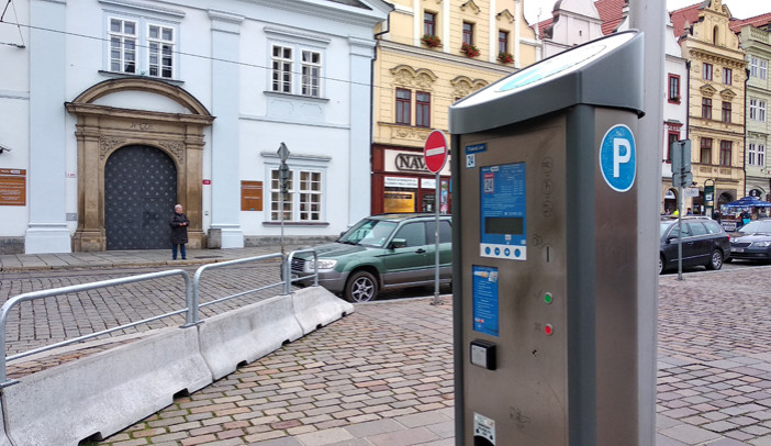 Za zvýhodněnou cenu budou v Plzni parkovat poskytovatelé některých sociálních služeb