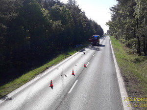 Srážka dvou automobilů ochromila provoz na silnici I/20 poblíž Chotíkova u Plzně