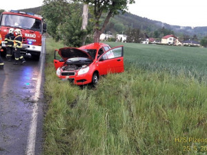 Nehoda u obce Dobřív