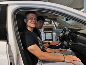 Auto si hned vyzkoušeli hráči