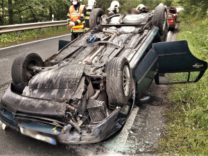 Nehodu tohoto vozu způsobil devatenáctiletý mladík bez řidičáku