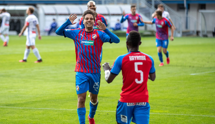 Středočeši si ani neškrtli. Viktorka rozstřílela Boleslav 7:1