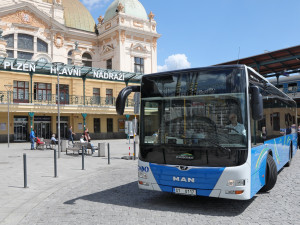 nové autobusy svezou cestující už 14. června
