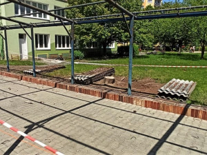 Mateřská škola v Mandlově ulici staví nový pavilon, rozšíří se tak její kapacita