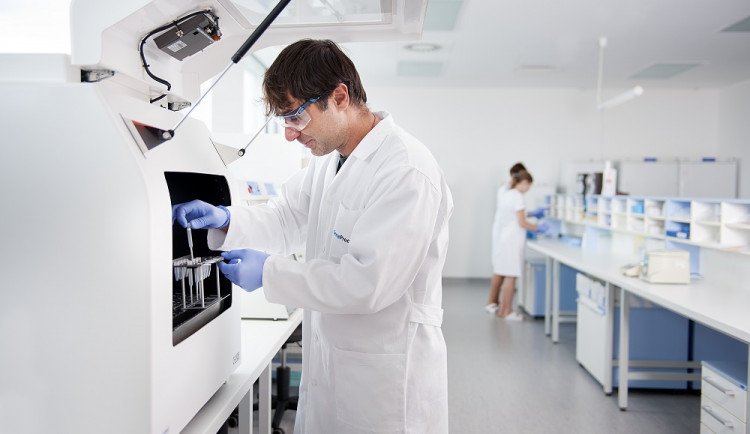 Nejkvalitnější testy na koronavirus na světě pochází z Brna