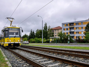 Po nejvytíženější tramvajové lince číslo 4 by měly v budoucnu jezdit největší tramvaje v zemi
