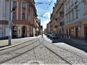 Bude to o nervy, Plzeň chystá na léto opravu tramvajových tratí v Solní i na Skvrňanské