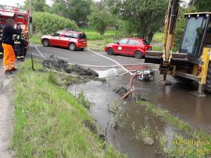 Přívalové lijáky se prohnaly mnoha obcemi kraje a zanechaly za sebou spoušť