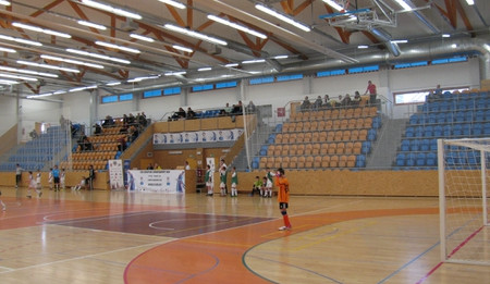 Stavba sportovní haly na Pouchově se prodraží o 870 tisíc korun