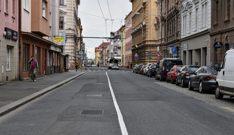 Během letních prázdnin projde opravou Tylova ulice v úseku Koperníkova – Skrétova.
