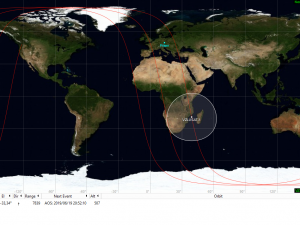 trajektorie satelitu VZLUSAT-1 dne 16. 6. 2019 ve večerních hodinách vedoucí nad oblastmi s vysokou intenzitou infračerveného záření