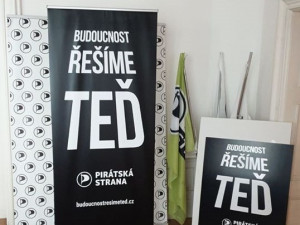 Piráti v Plzeňském kraji zahájili kampaň pro krajské volby s heslem Šance změnit budoucnost