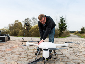 Využitelnost dronů a 5G sítí pro složky IZS se bude testovat v Plzni